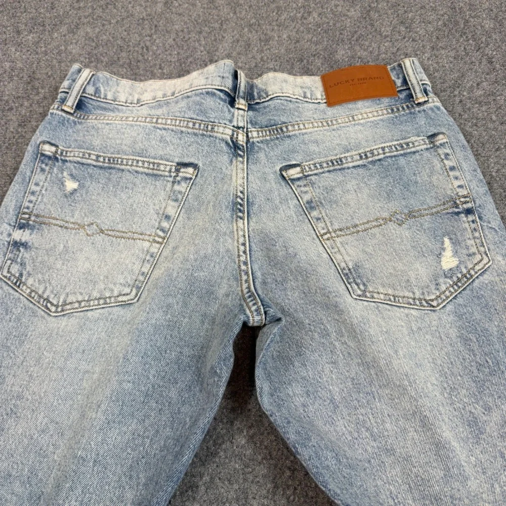 Lucky Brand 223 Straight Leg Jeans Mens 32x32 Light Wash Distressed Denim